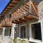 Ca Poschiavini - Casa Lares * Casa Piali
