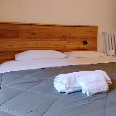 Ca Poschiavini - Casa Lares Apartamento